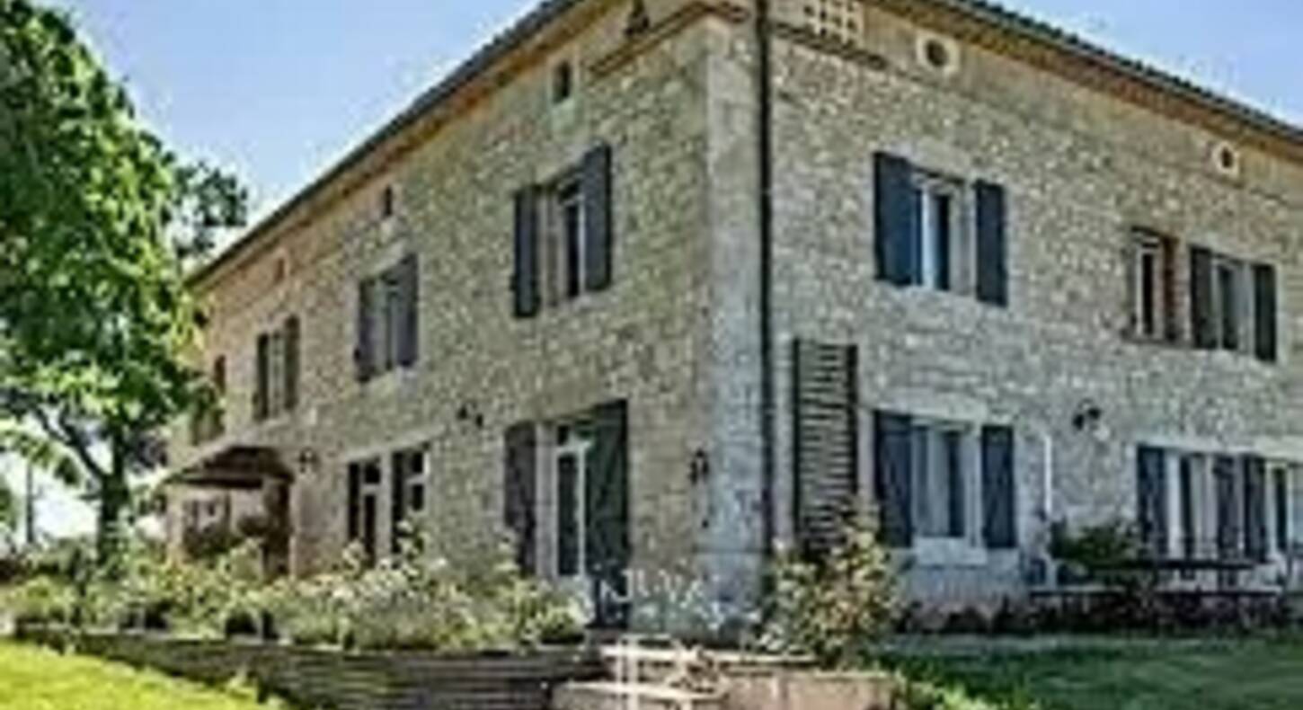 Show - BARNES Agency, luxury real estate in Toulouse