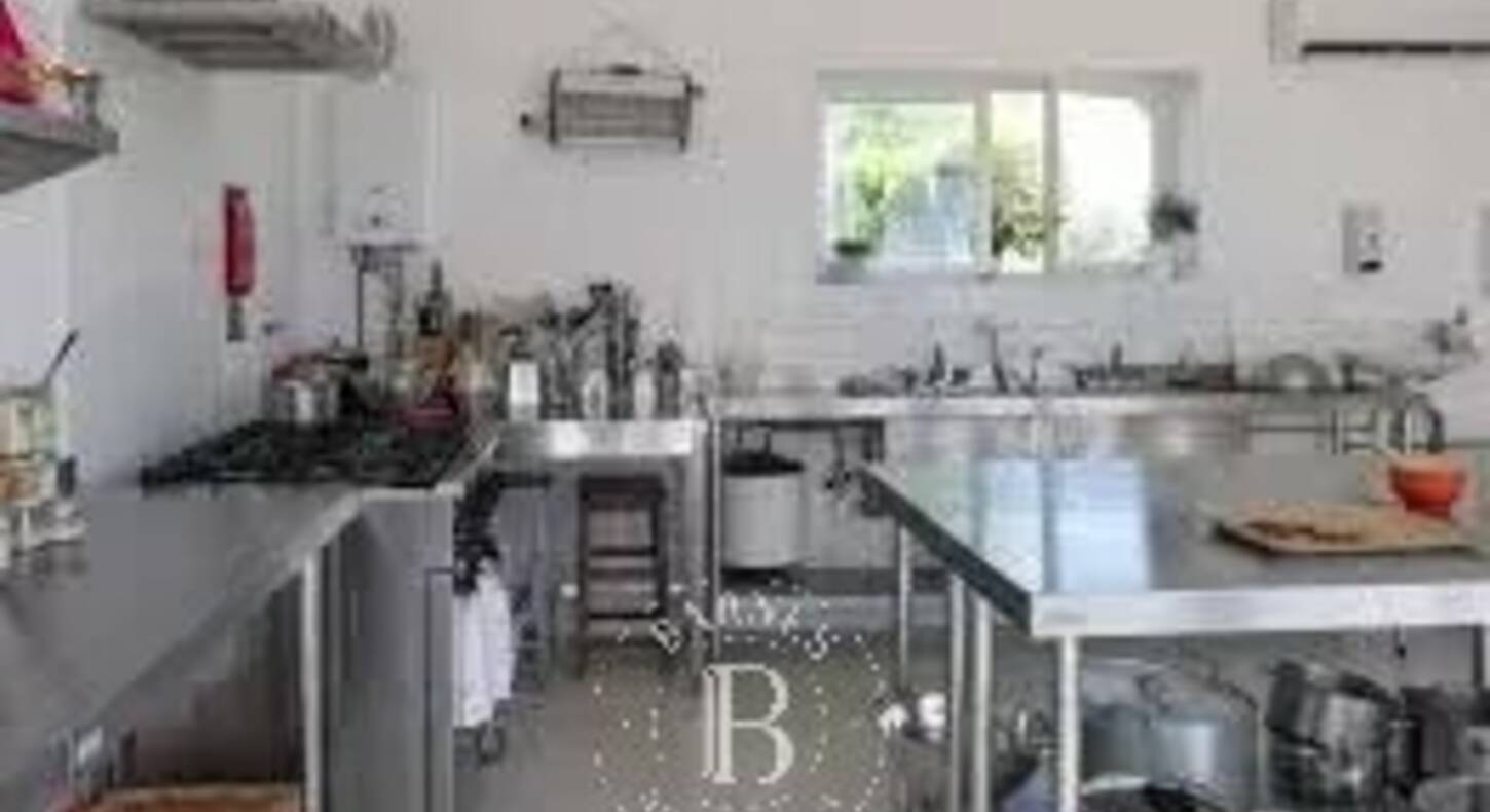 Show - BARNES Agency, luxury real estate in Toulouse