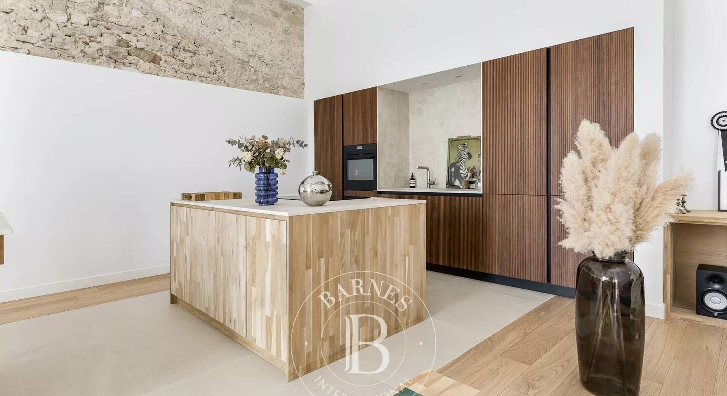 Show - BARNES Agency, luxury real estate in Toulouse