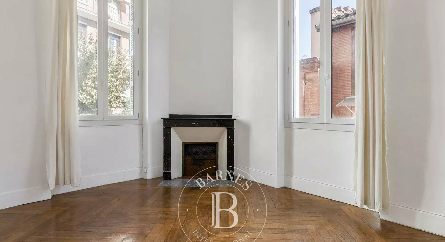 Show - BARNES Toulouse - Immobilier de luxe, appartements et maisons de prestige à Toulouse
