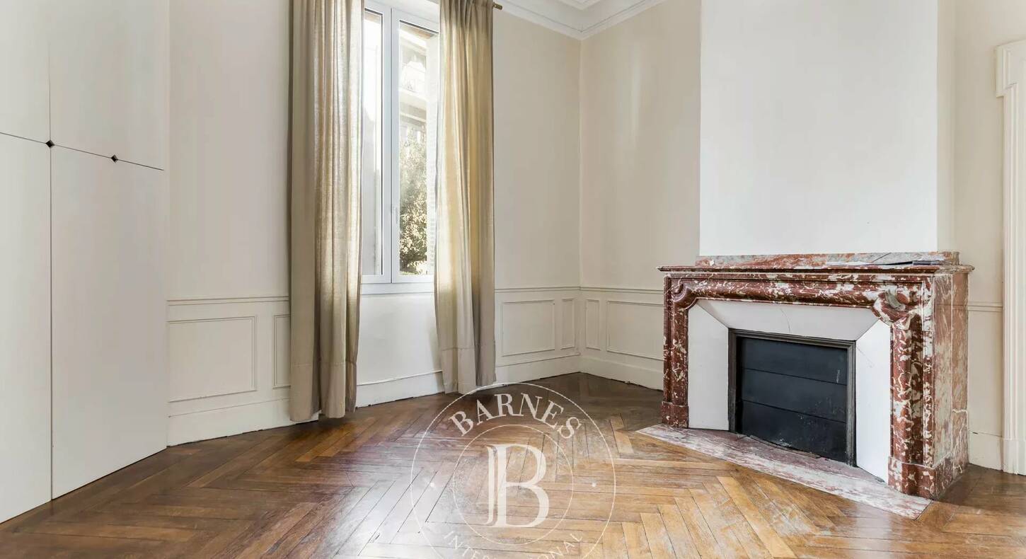 Show - BARNES Toulouse - Immobilier de luxe, appartements et maisons de prestige à Toulouse