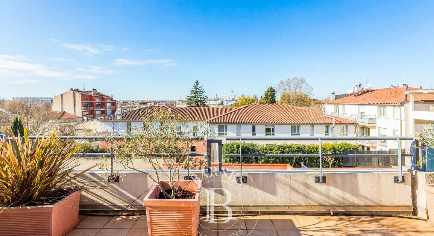 Show - BARNES Toulouse - Immobilier de luxe, appartements et maisons de prestige à Toulouse