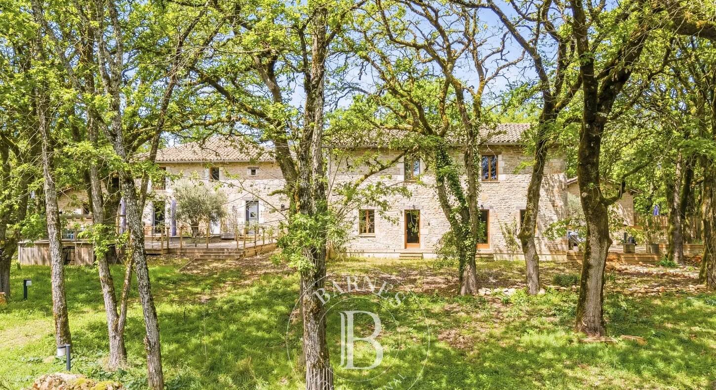 Show - BARNES Toulouse - Immobilier de luxe, appartements et maisons de prestige à Toulouse