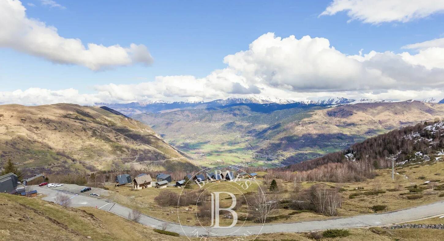 Show - BARNES Agency, luxury real estate in Toulouse