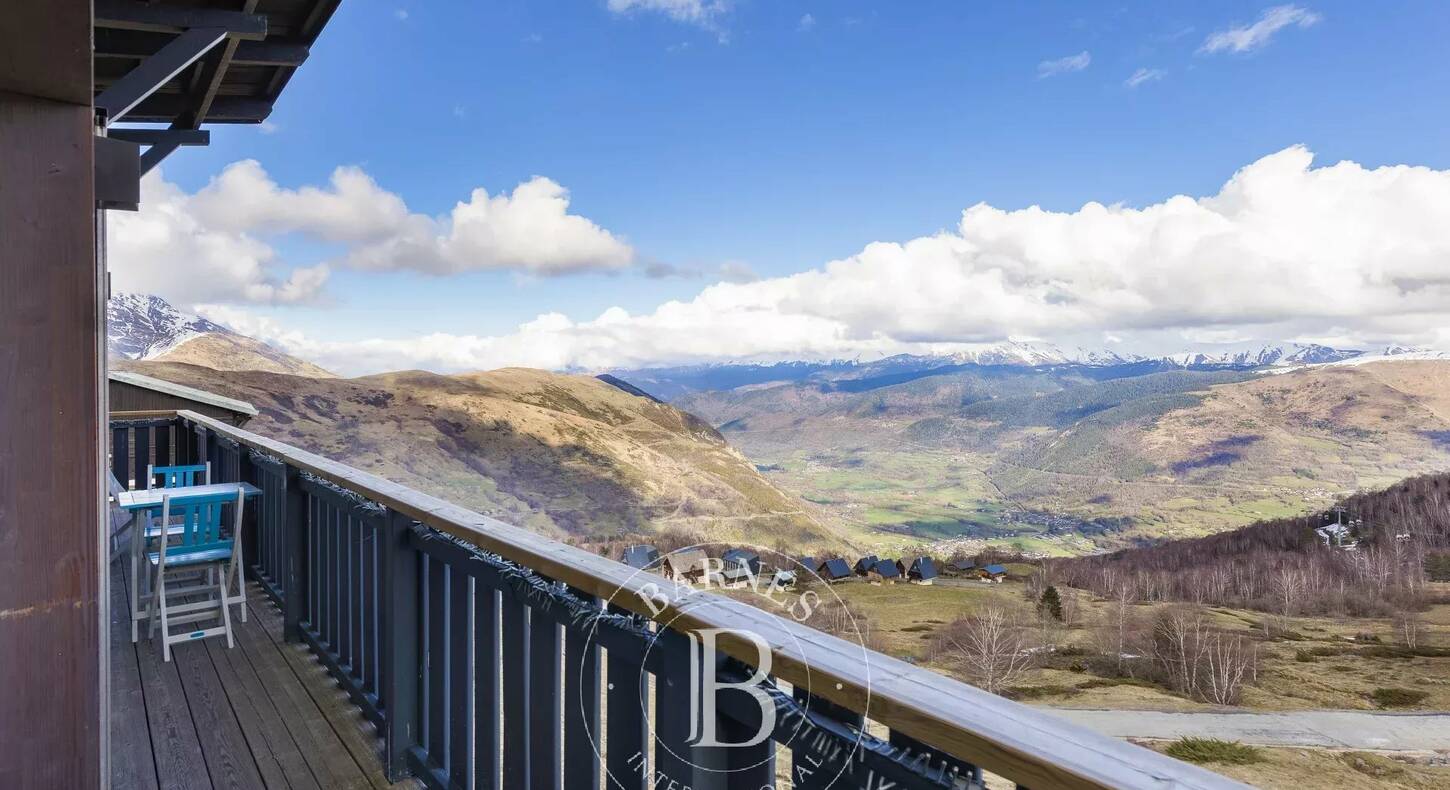 Show - BARNES Agency, luxury real estate in Toulouse