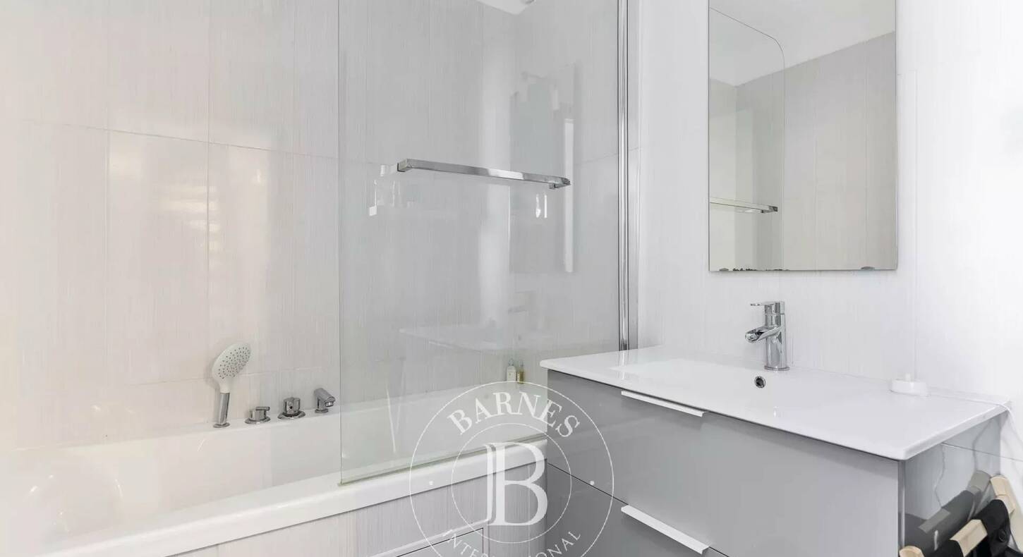Show - BARNES Agency, luxury real estate in Toulouse