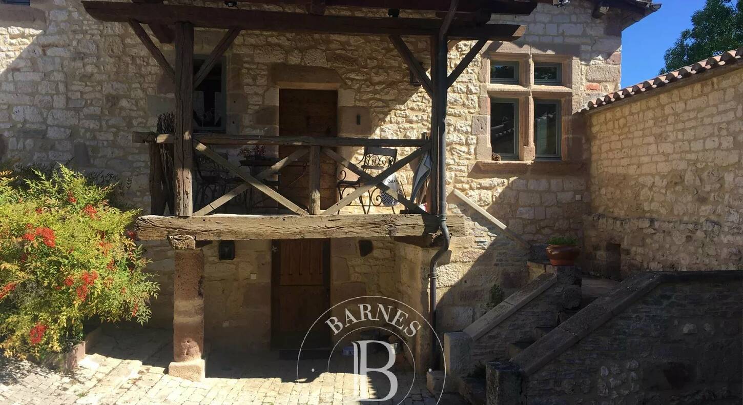 Show - BARNES Agency, luxury real estate in Toulouse