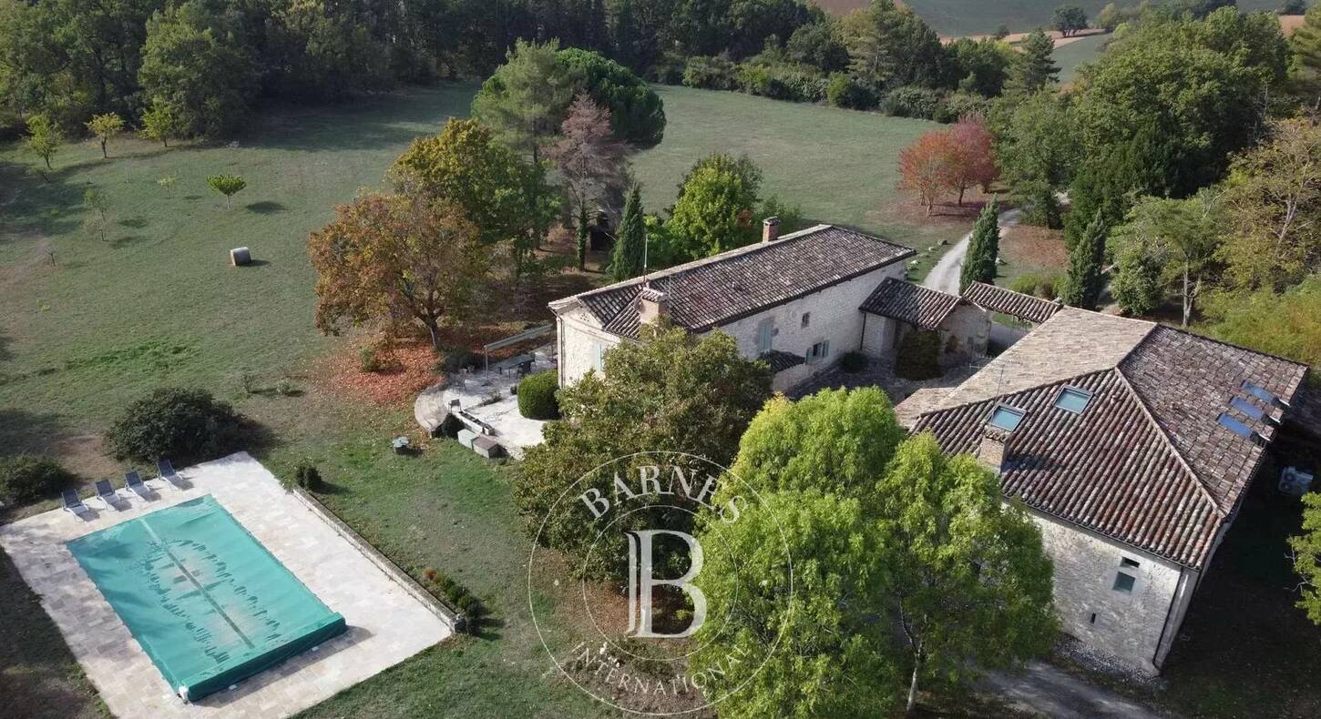 Show - BARNES Toulouse - Immobilier de luxe, appartements et maisons de prestige à Toulouse