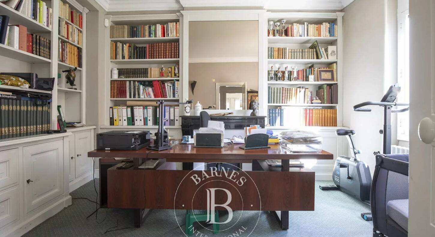 Show - BARNES Agency, luxury real estate in Toulouse