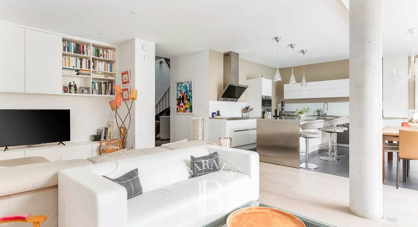 Show - BARNES Agency, luxury real estate in Toulouse