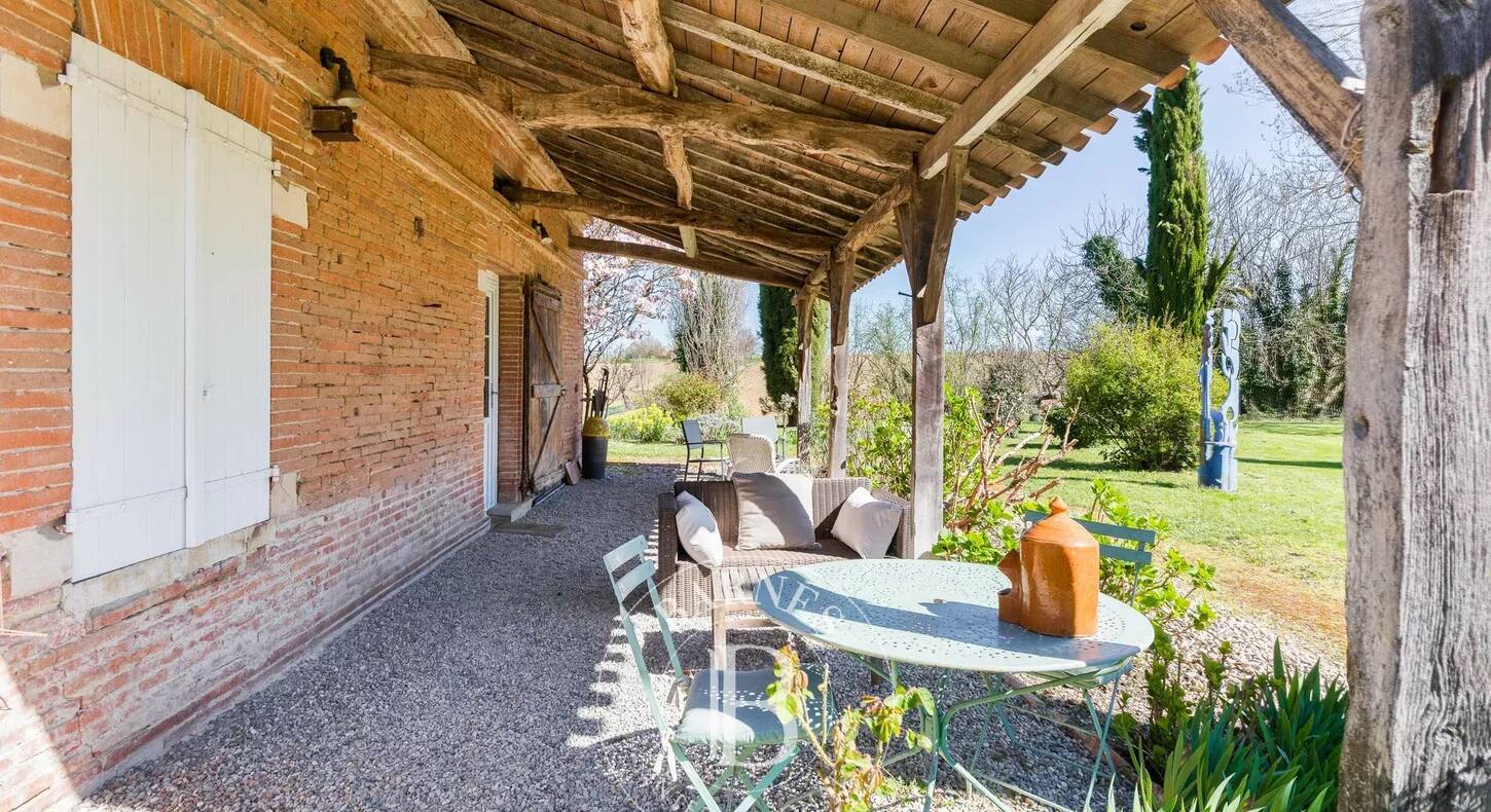 Show - BARNES Toulouse - Immobilier de luxe, appartements et maisons de prestige à Toulouse