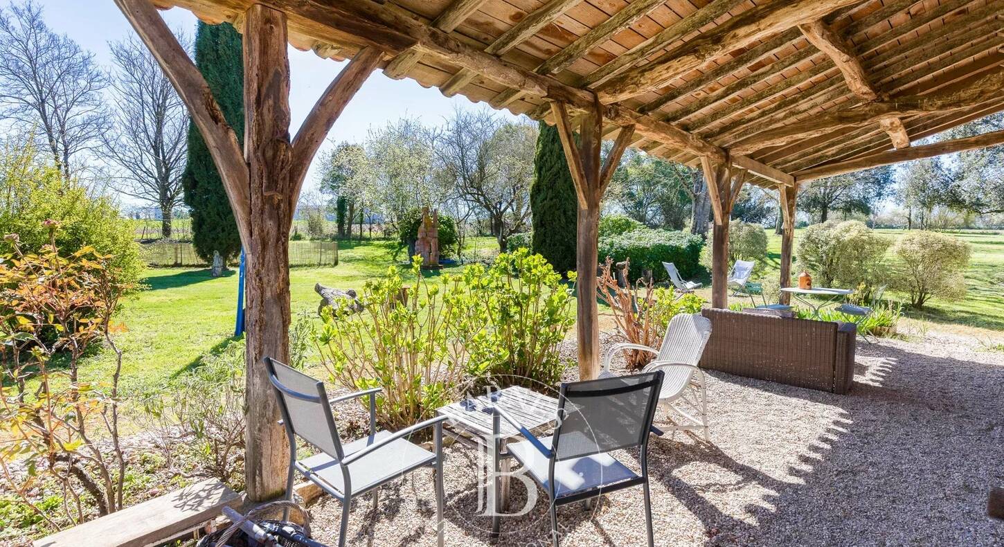 Show - BARNES Toulouse - Immobilier de luxe, appartements et maisons de prestige à Toulouse