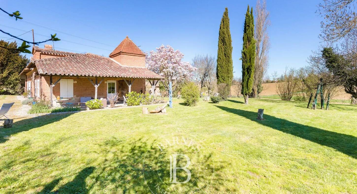 Show - BARNES Toulouse - Immobilier de luxe, appartements et maisons de prestige à Toulouse
