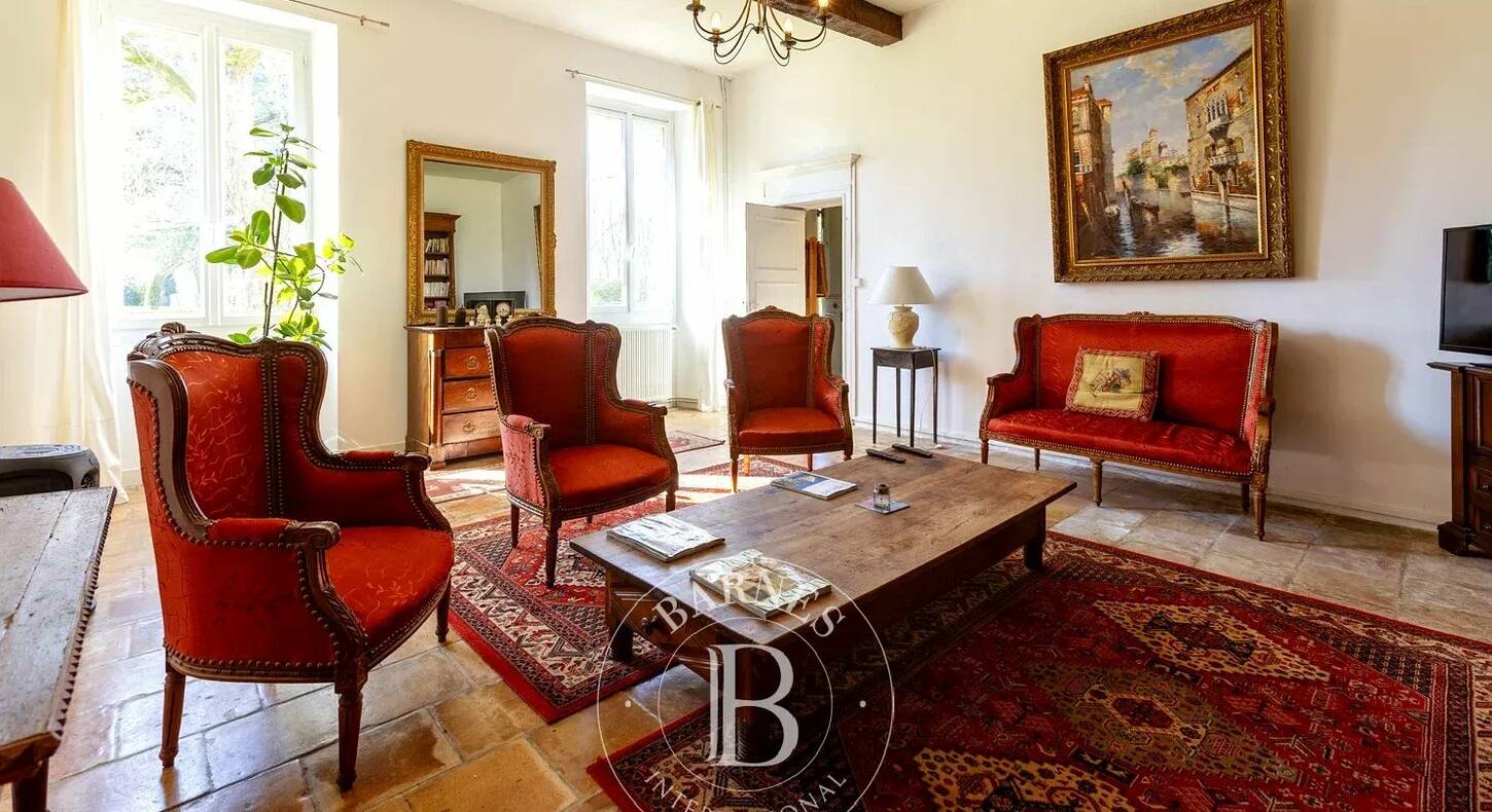 Show - BARNES Toulouse - Immobilier de luxe, appartements et maisons de prestige à Toulouse