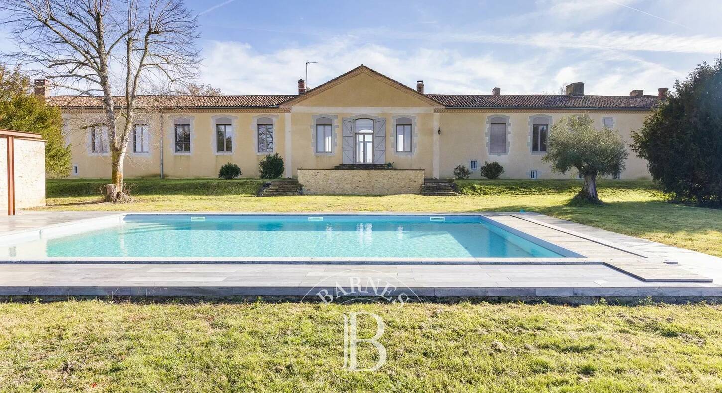 Show - BARNES Agency, luxury real estate in Toulouse