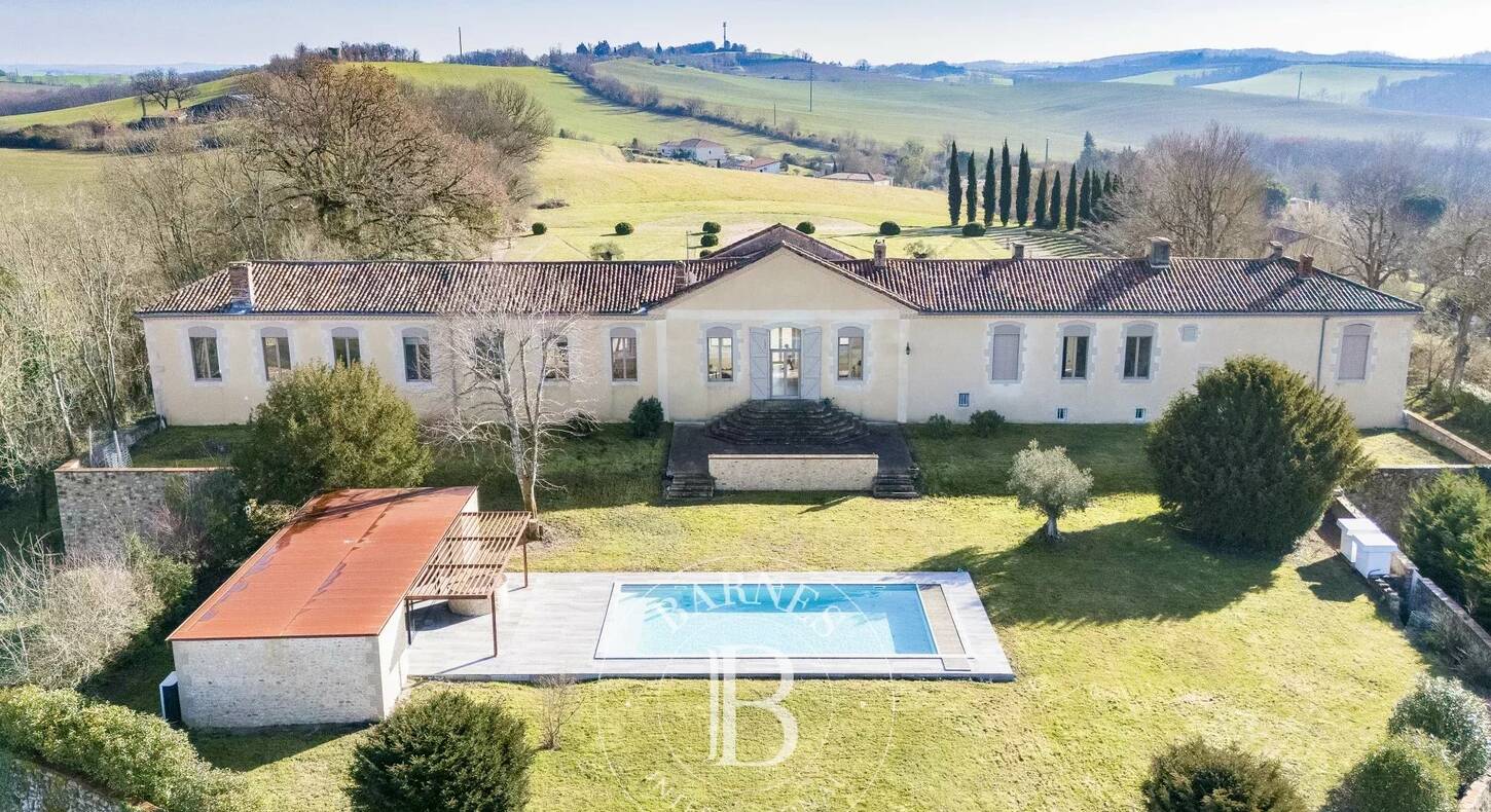 Show - BARNES Agency, luxury real estate in Toulouse
