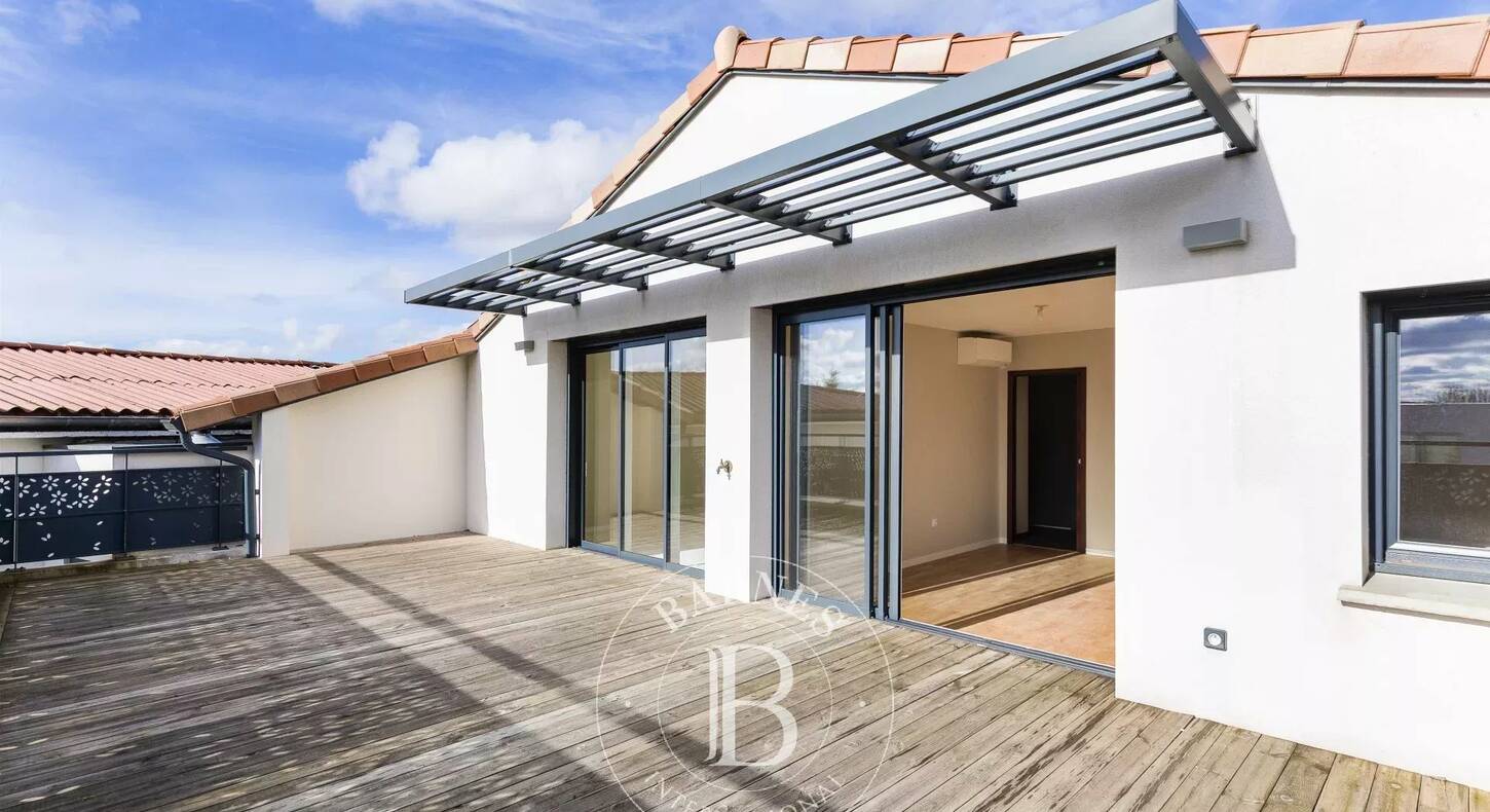 Show - BARNES Agency, luxury real estate in Toulouse