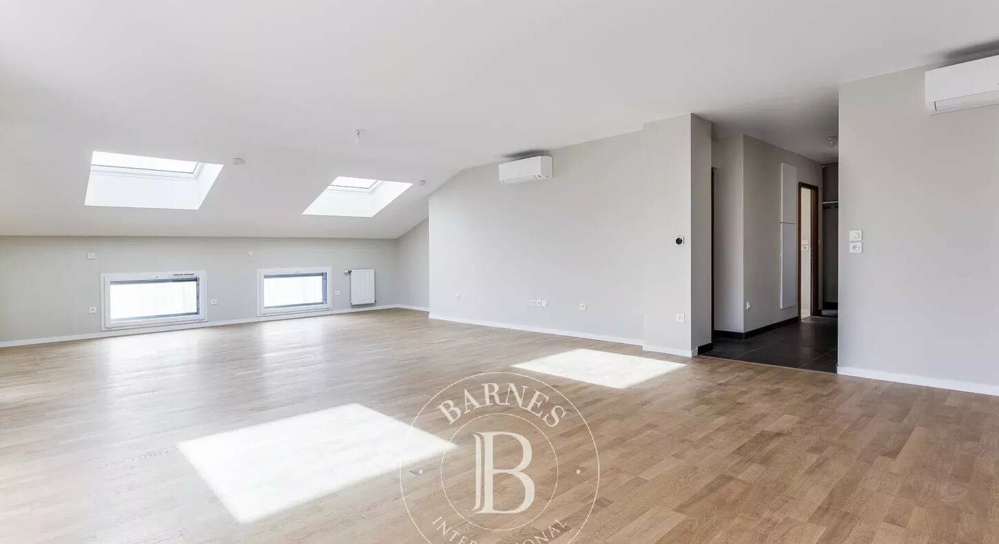 Show - BARNES Agency, luxury real estate in Toulouse