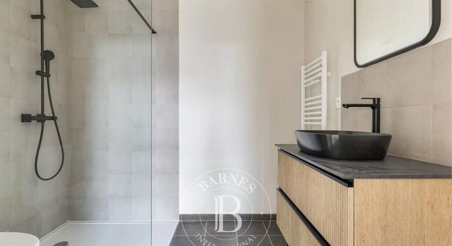 Show - BARNES Agency, luxury real estate in Toulouse