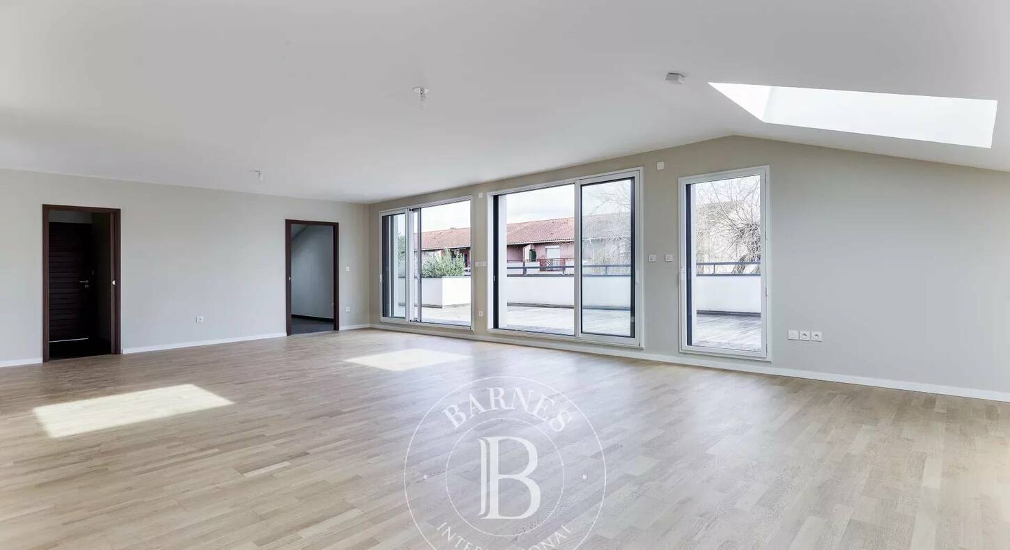 Show - BARNES Toulouse - Immobilier de luxe, appartements et maisons de prestige à Toulouse