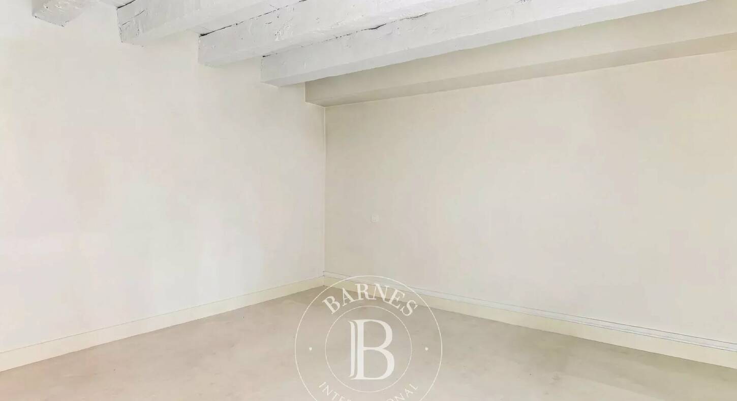 Show - BARNES Toulouse - Immobilier de luxe, appartements et maisons de prestige à Toulouse