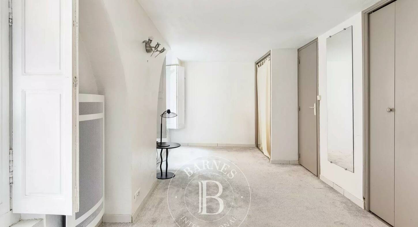 Show - BARNES Agency, luxury real estate in Toulouse