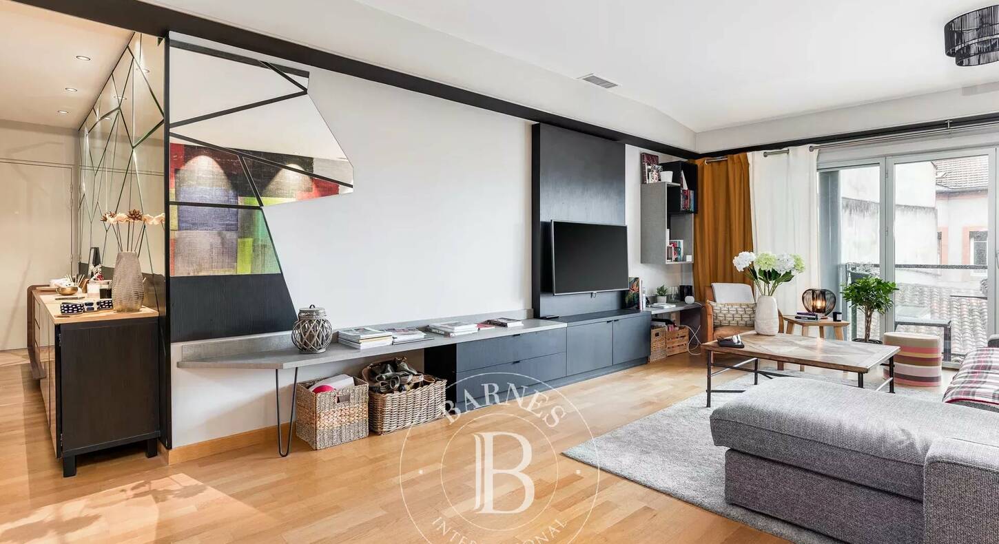 Show - BARNES Toulouse - Immobilier de luxe, appartements et maisons de prestige à Toulouse