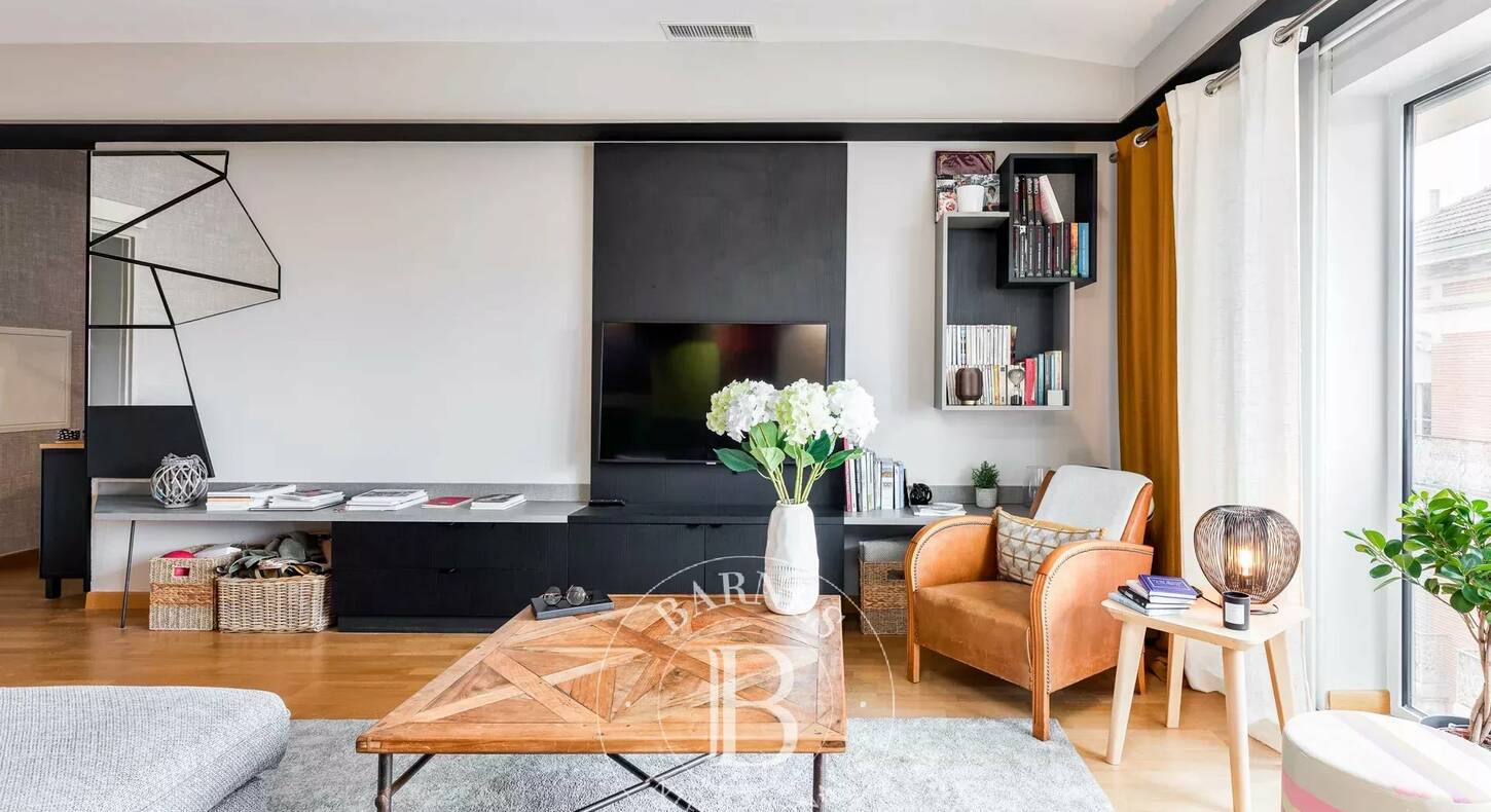 Show - BARNES Toulouse - Immobilier de luxe, appartements et maisons de prestige à Toulouse