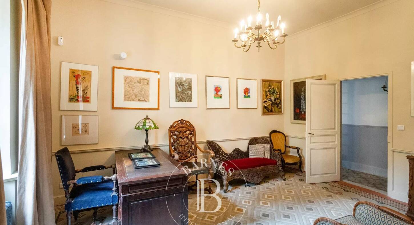 Show - BARNES Agency, luxury real estate in Toulouse
