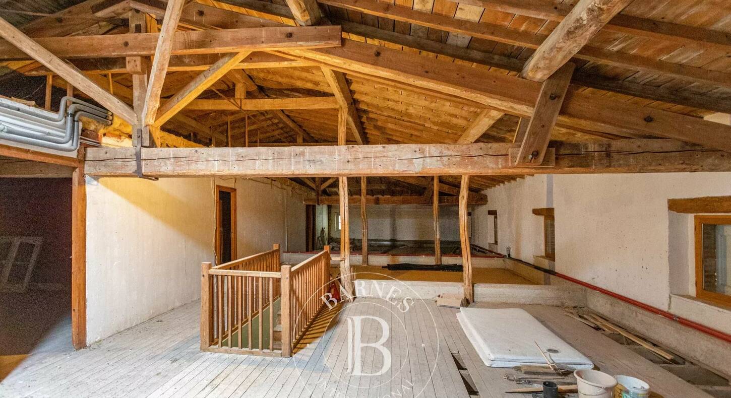 Show - BARNES Agency, luxury real estate in Toulouse