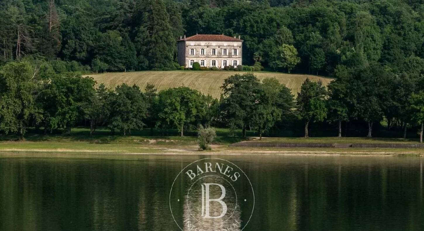 Show - BARNES Agency, luxury real estate in Toulouse
