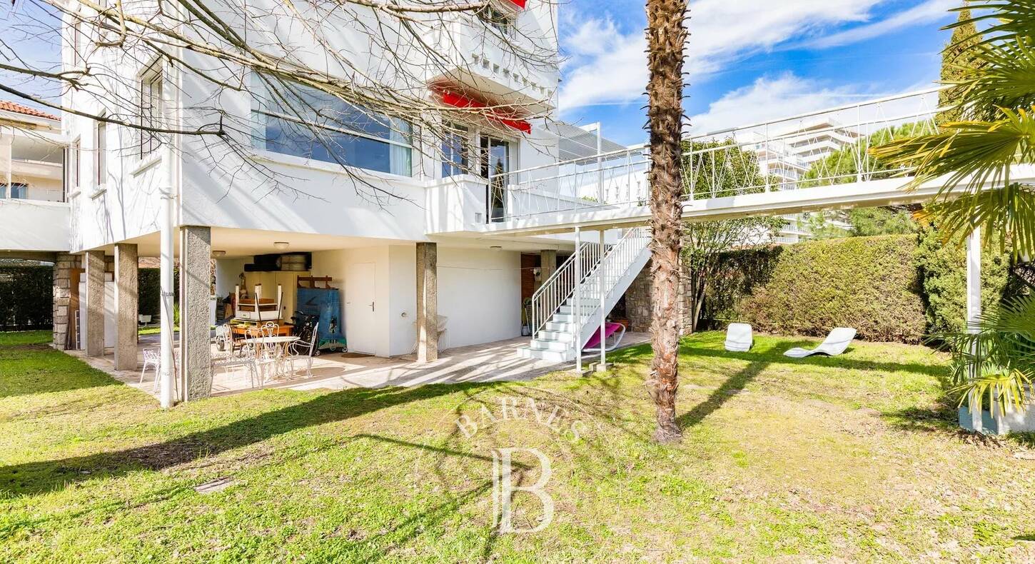 Show - BARNES Agency, luxury real estate in Toulouse