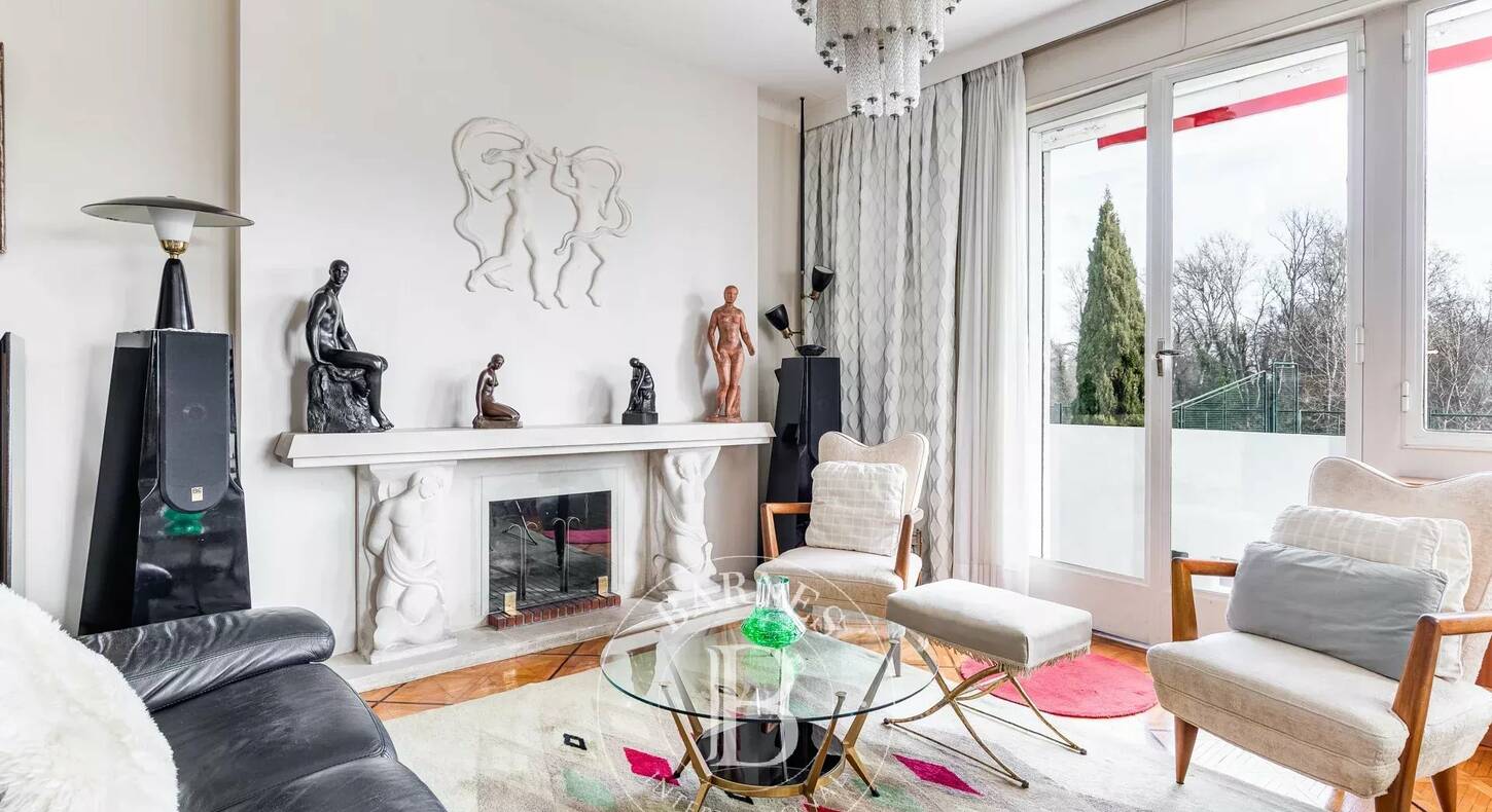 Show - BARNES Agency, luxury real estate in Toulouse