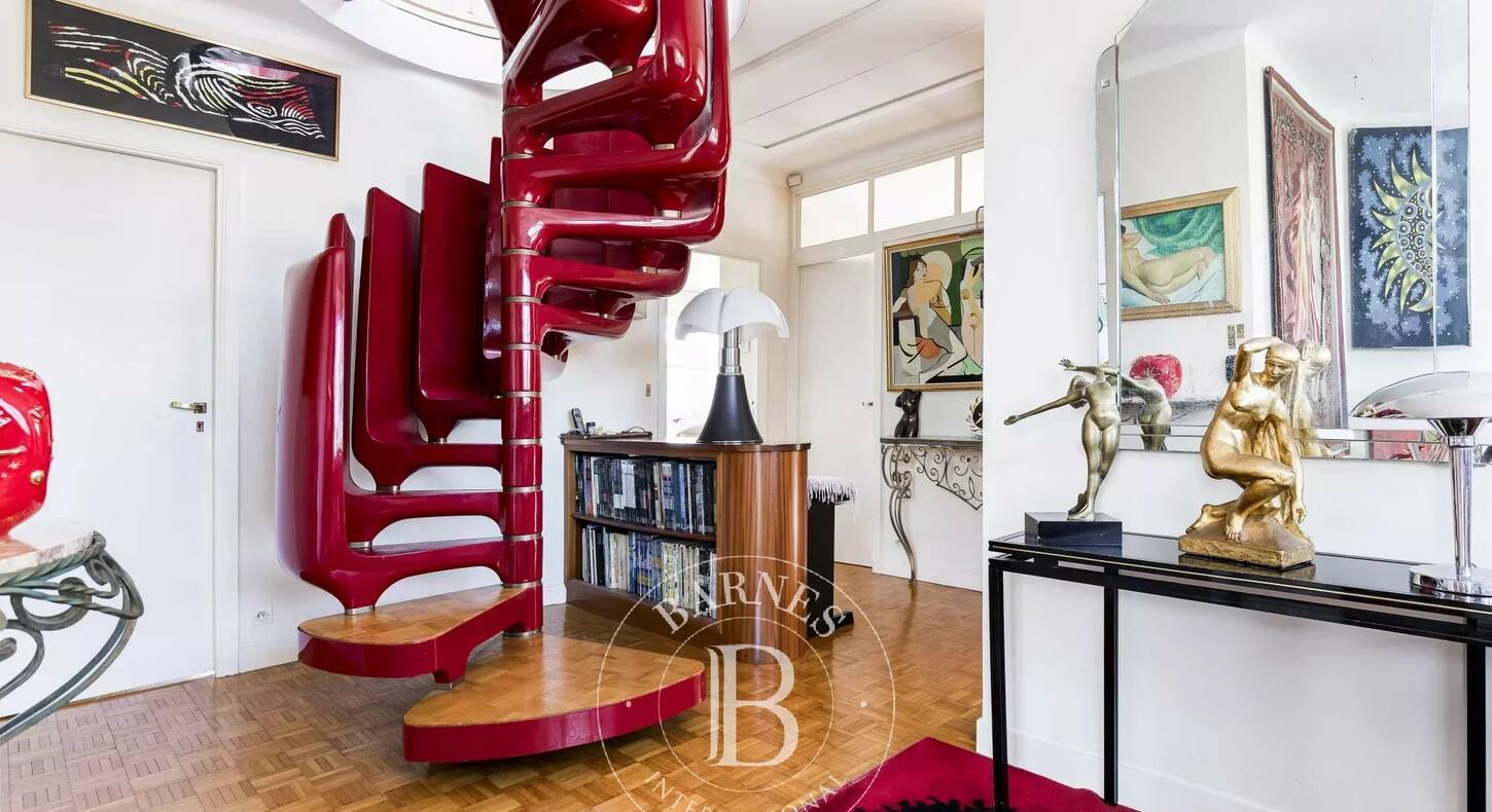 Show - BARNES Agency, luxury real estate in Toulouse