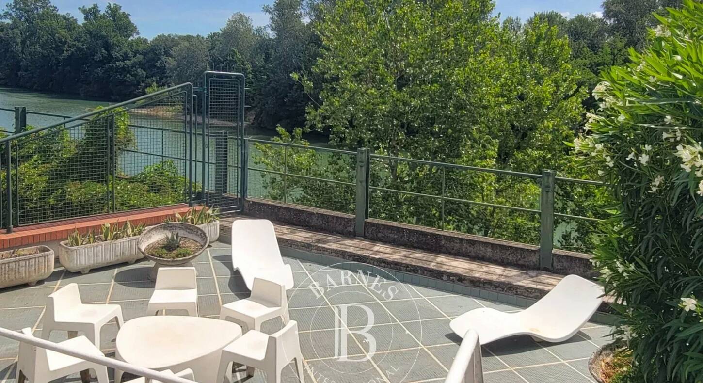 Show - BARNES Toulouse - Immobilier de luxe, appartements et maisons de prestige à Toulouse