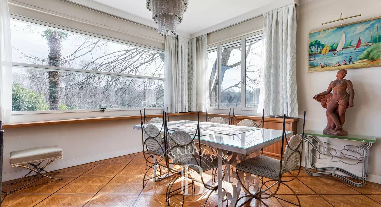 Show - BARNES Agency, luxury real estate in Toulouse