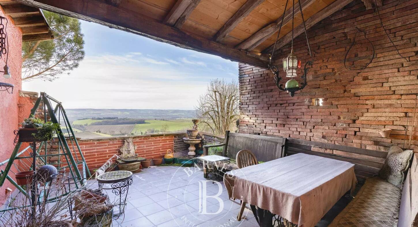 Show - BARNES Toulouse - Immobilier de luxe, appartements et maisons de prestige à Toulouse