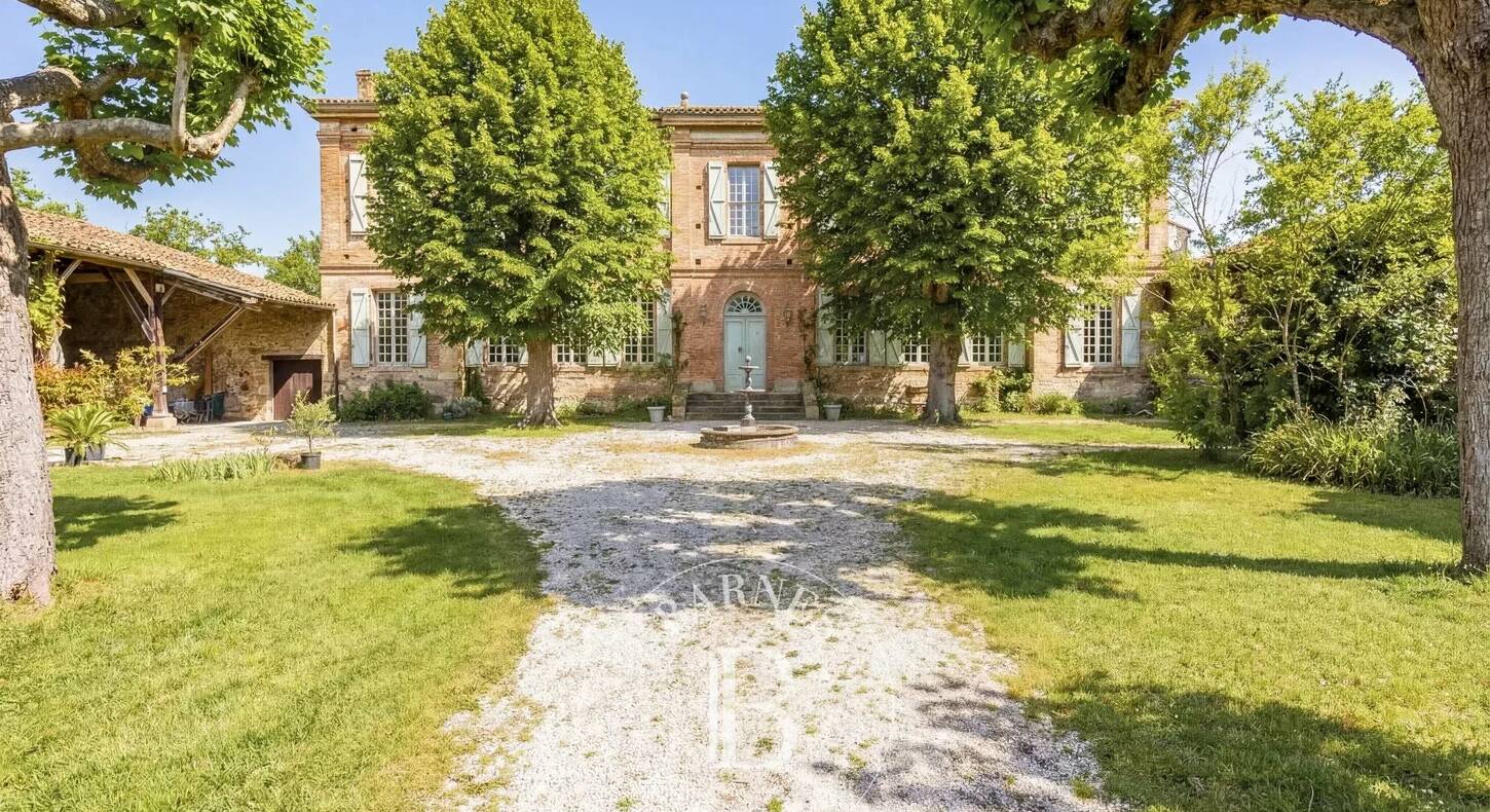 Show - BARNES Toulouse - Immobilier de luxe, appartements et maisons de prestige à Toulouse