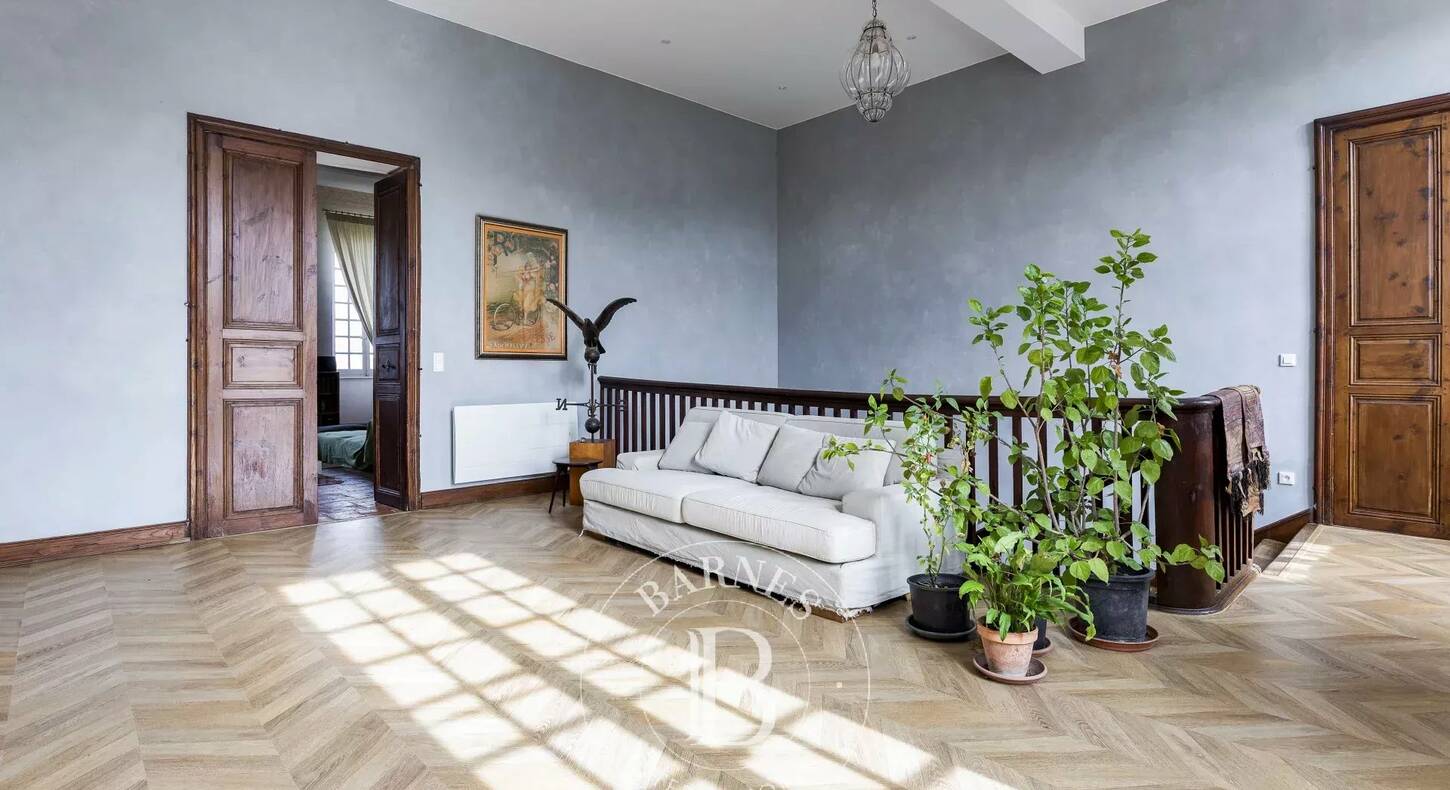 Show - BARNES Toulouse - Immobilier de luxe, appartements et maisons de prestige à Toulouse