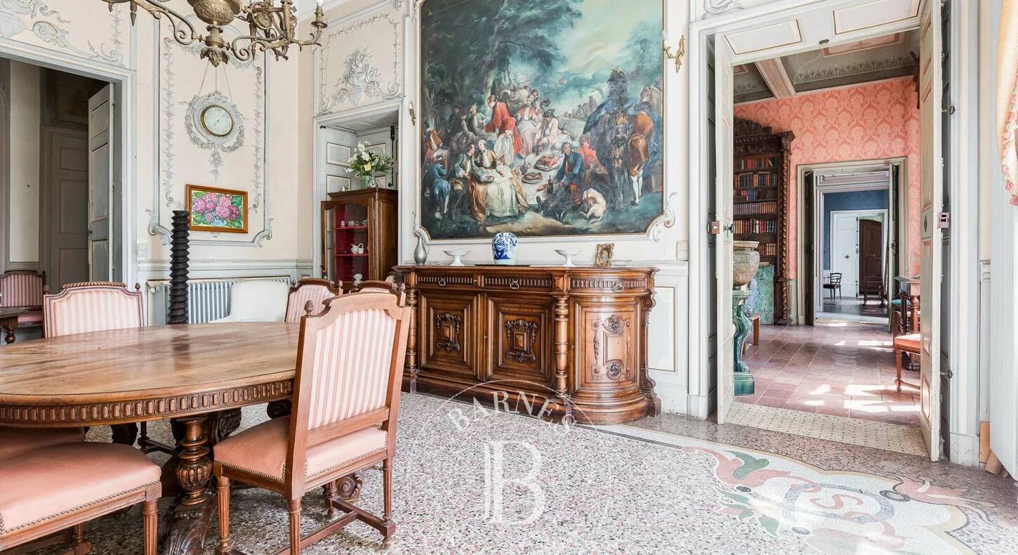 Show - BARNES Toulouse - Immobilier de luxe, appartements et maisons de prestige à Toulouse