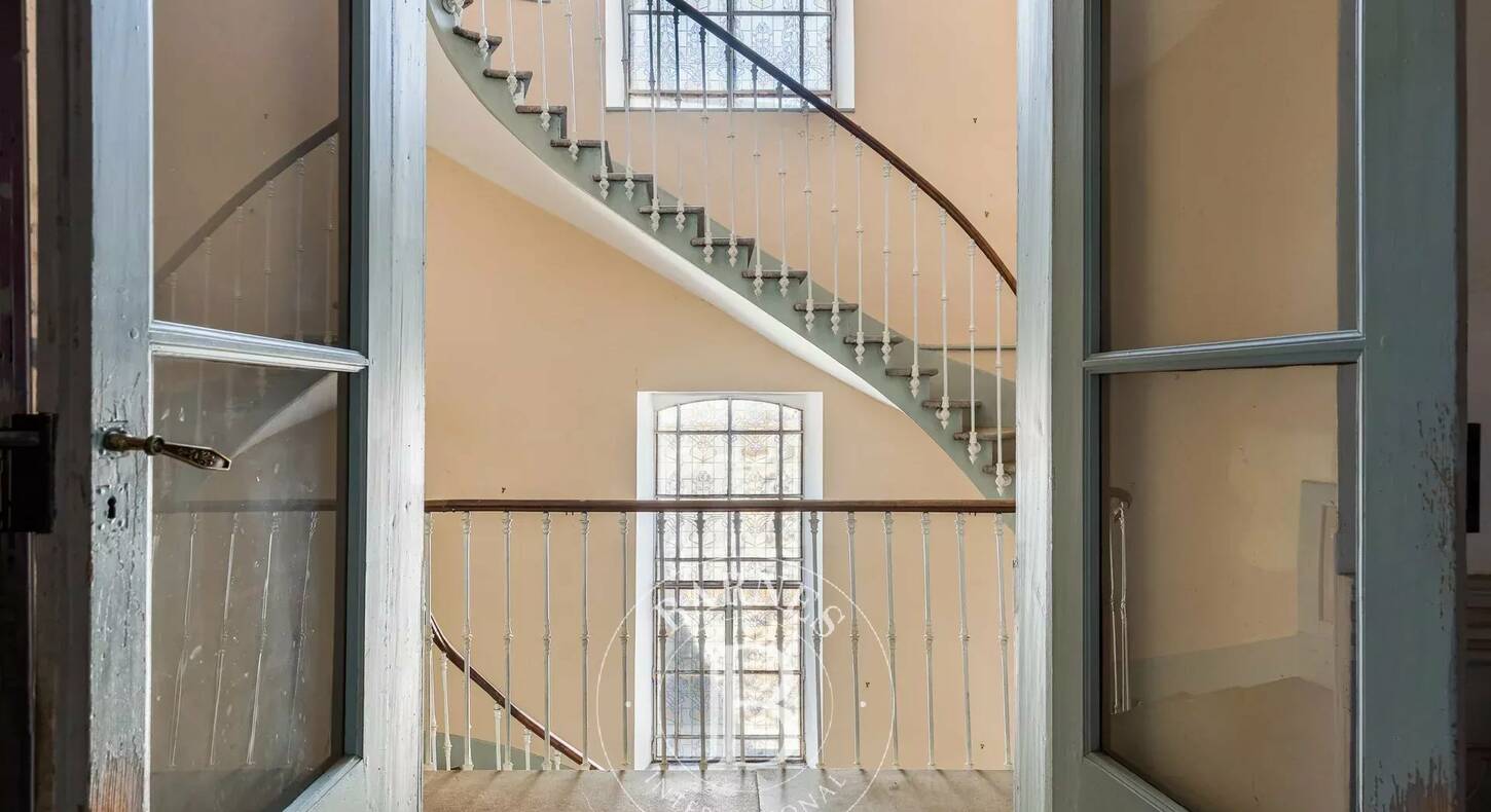 Show - BARNES Toulouse - Immobilier de luxe, appartements et maisons de prestige à Toulouse