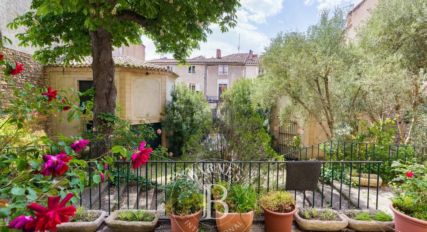 Show - BARNES Toulouse - Immobilier de luxe, appartements et maisons de prestige à Toulouse