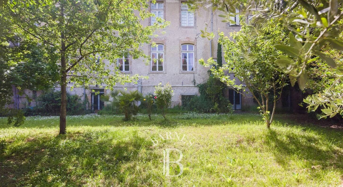 Show - BARNES Toulouse - Immobilier de luxe, appartements et maisons de prestige à Toulouse