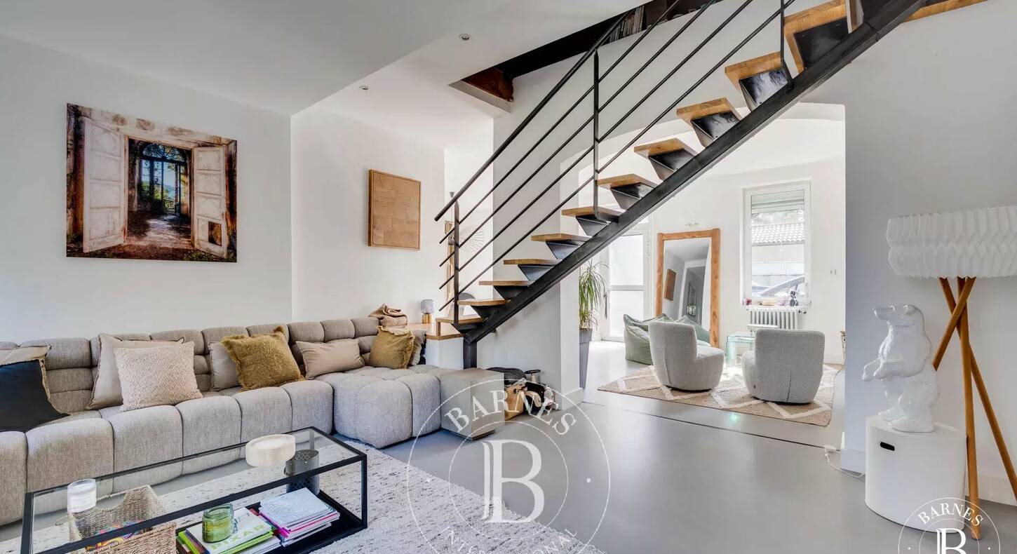 Show - BARNES Toulouse - Immobilier de luxe, appartements et maisons de prestige à Toulouse