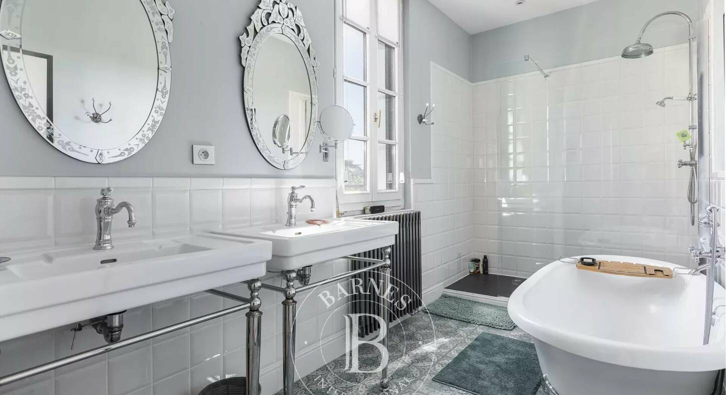 Show - BARNES Toulouse - Immobilier de luxe, appartements et maisons de prestige à Toulouse