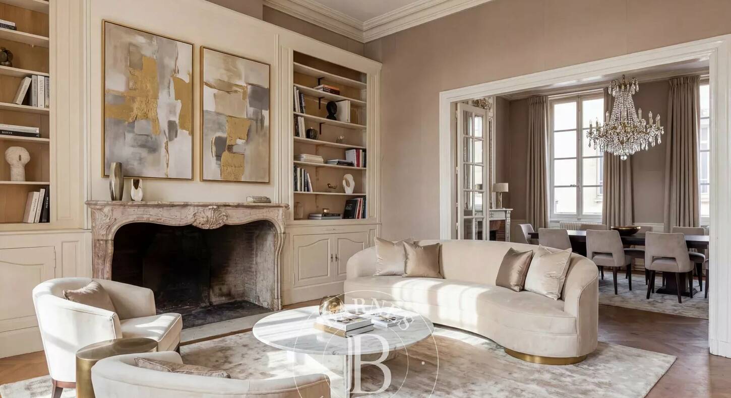 Show - BARNES Toulouse - Immobilier de luxe, appartements et maisons de prestige à Toulouse