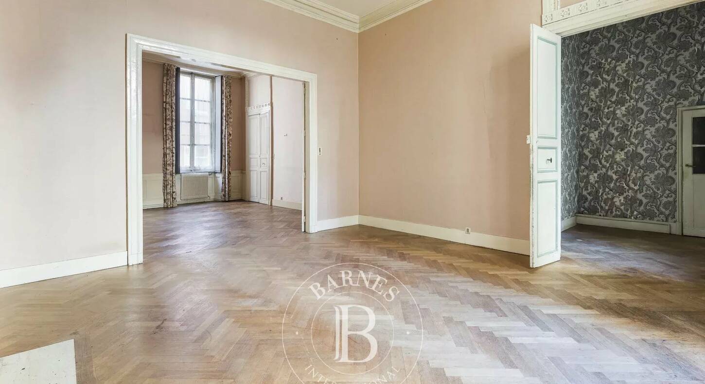 Show - BARNES Toulouse - Immobilier de luxe, appartements et maisons de prestige à Toulouse