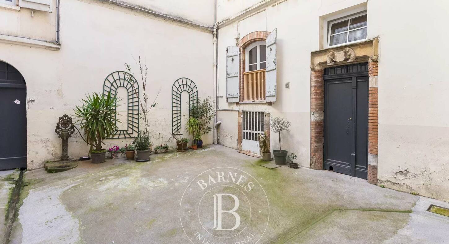 Show - BARNES Toulouse - Immobilier de luxe, appartements et maisons de prestige à Toulouse