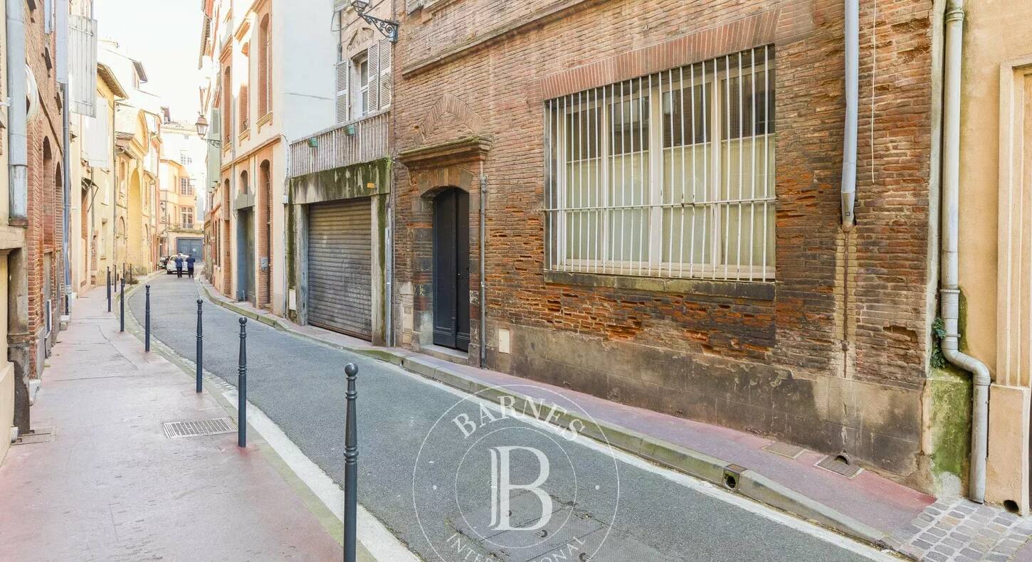 Show - BARNES Toulouse - Immobilier de luxe, appartements et maisons de prestige à Toulouse