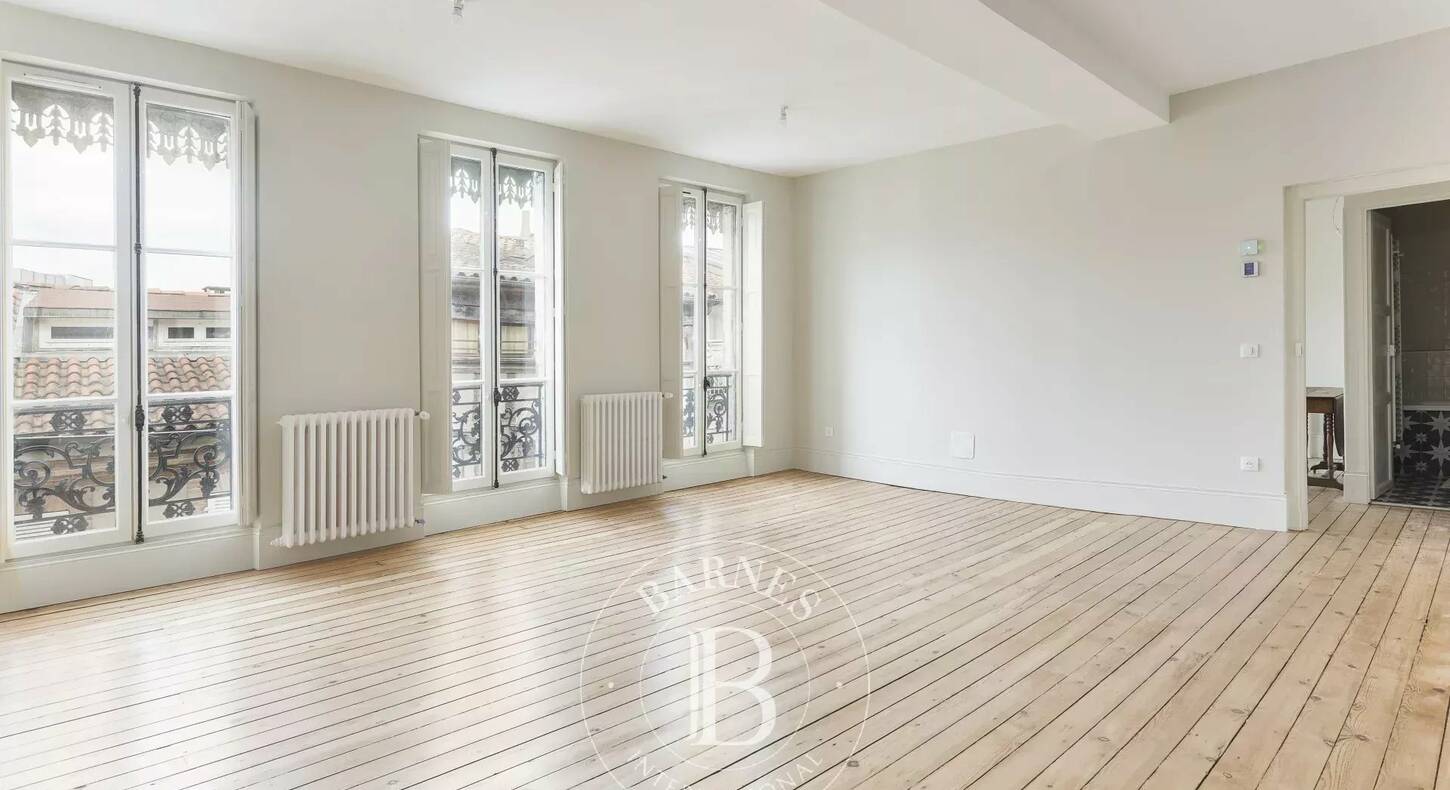 Show - BARNES Toulouse - Immobilier de luxe, appartements et maisons de prestige à Toulouse